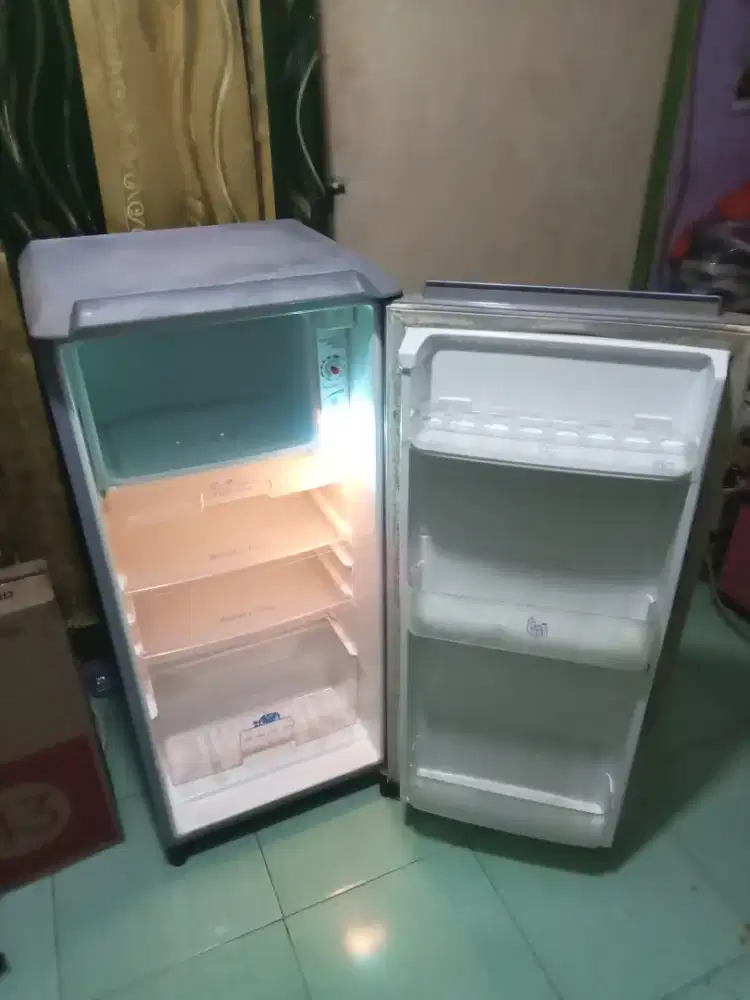 Sanyo kulkas 1 pintu