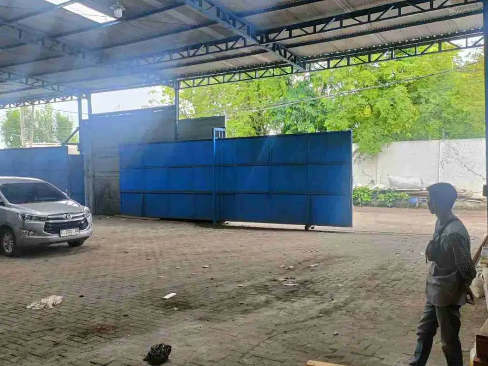 dijual cepat gudang siap pakai lt 2520 di Margomulyo indah