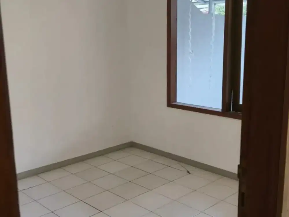 Rumah Baru Renov Siap Huni di Taman Holis Indah1