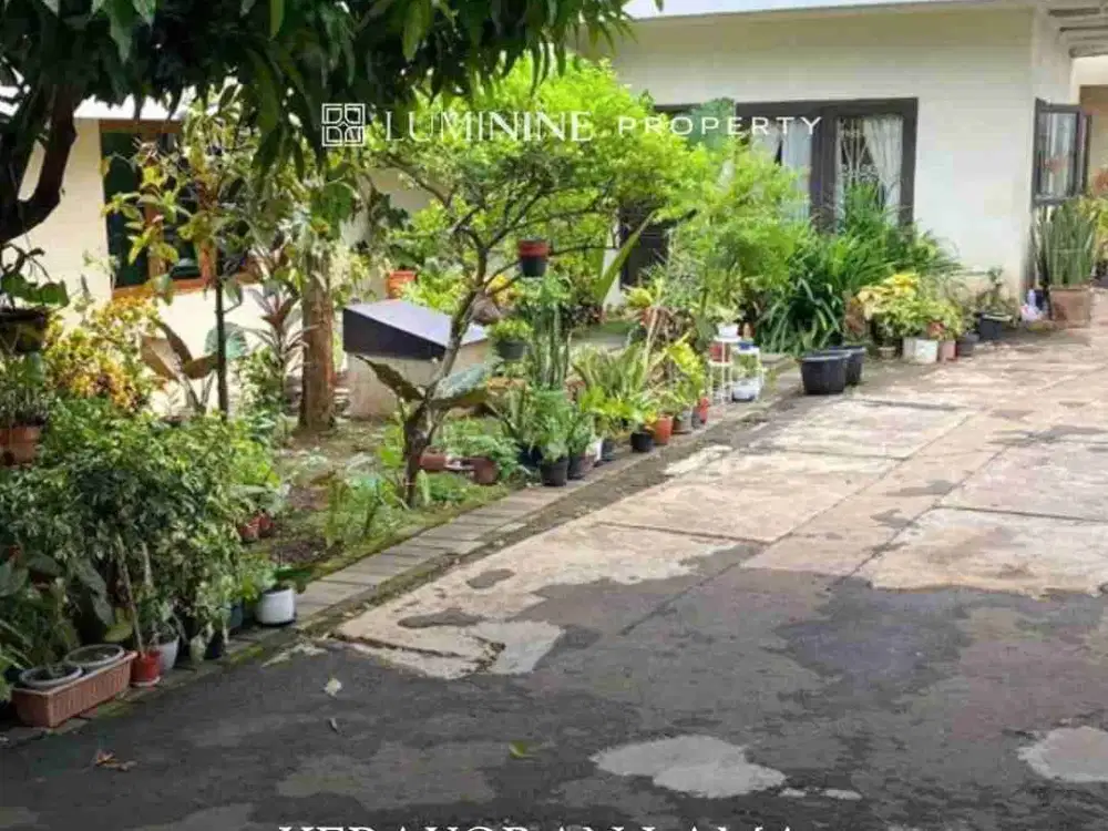 DIJUAL CEPAT RUMAH DI KEBAYORAN LAMA, DEKAT SIMPRUG, JAKSEL