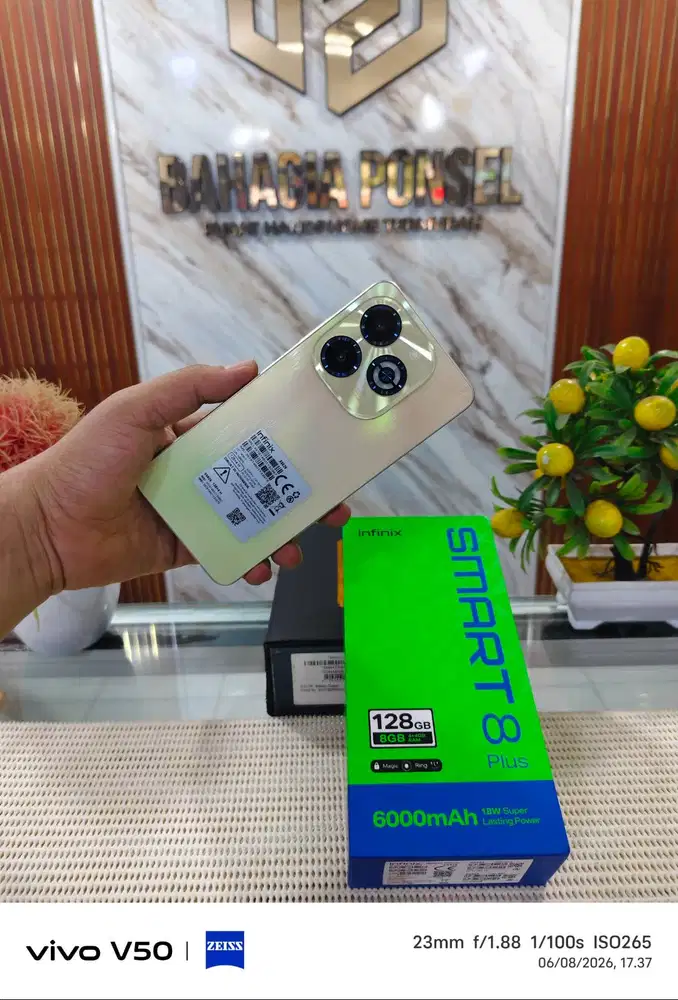 Infinix Smart 8 Plus Ram 8Gb (4+4) 128Gb Fullset Mulus Original 100%