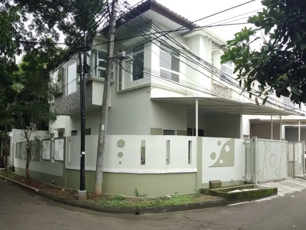 Di JUAL MURAH, Rumah Mewah siap huni di Villa Melati Mas - BSD City. Tangerang Selatan