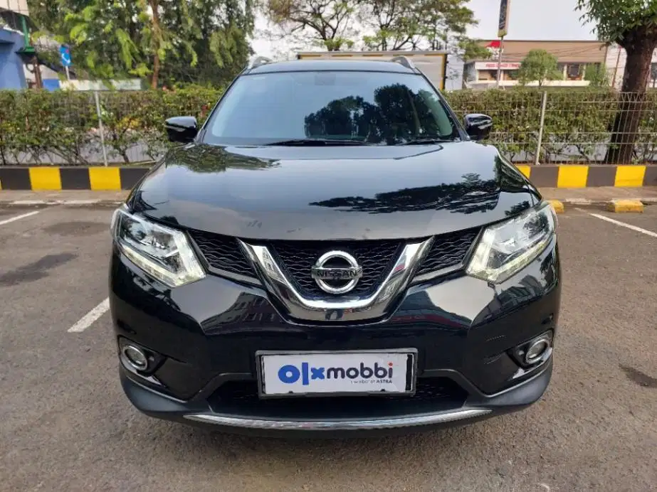 LOW DP Nissan X-Trail 2.5 Bensin-AT 2017 SOY