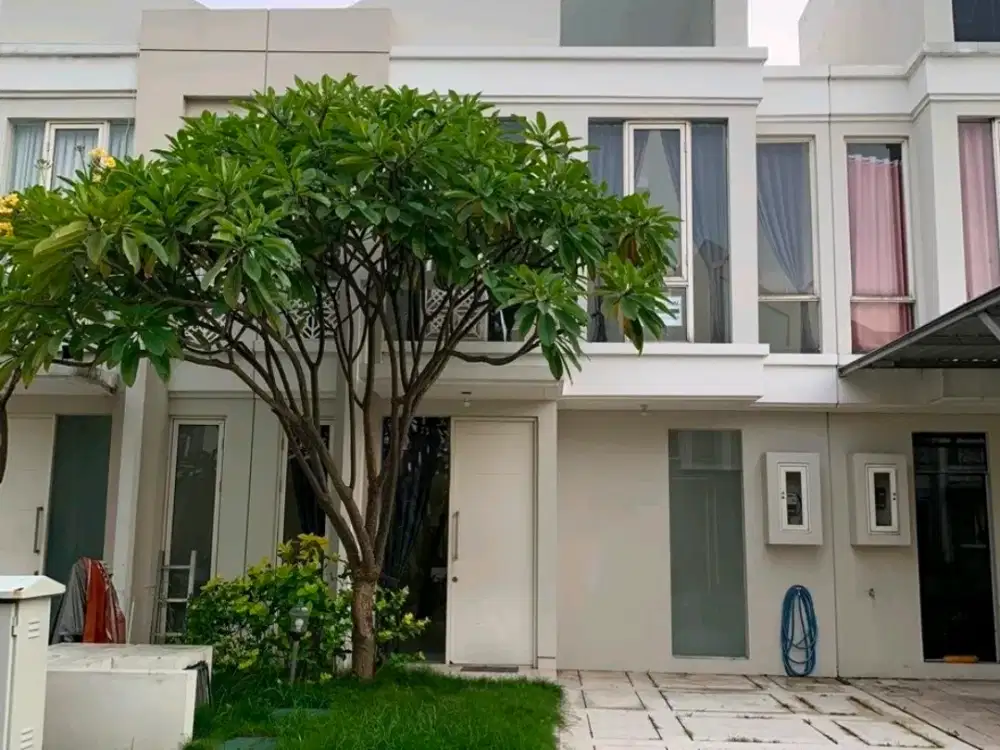 Disewakanl Rmh diGrand Pakuwon Surabaya Barat