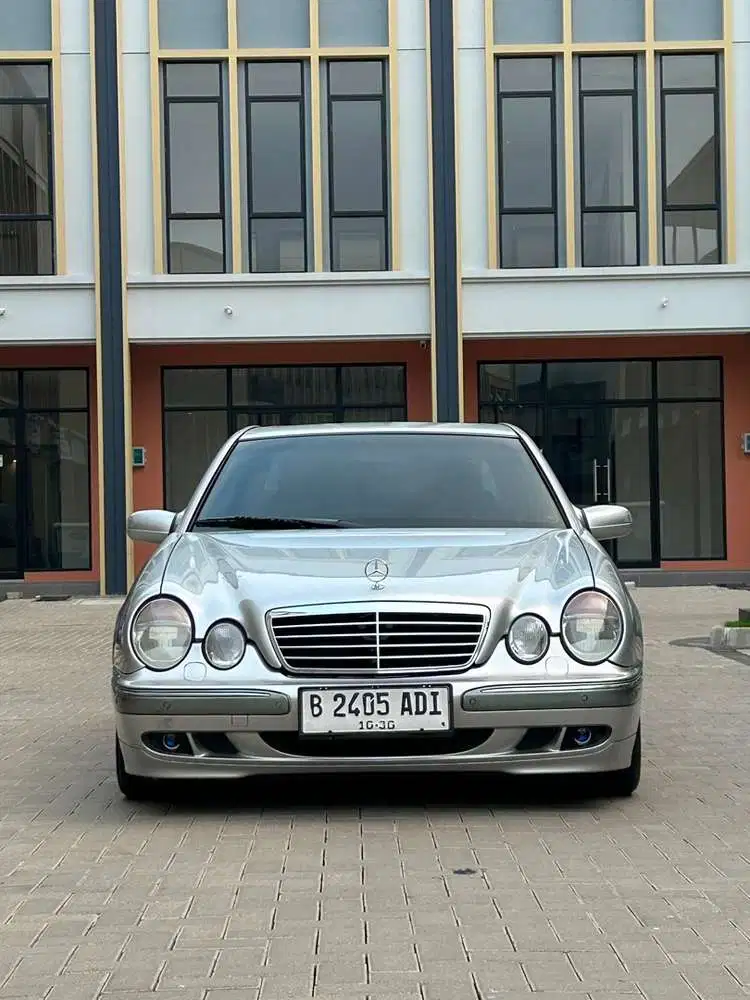 Rare daleman cokelat ni Gan Mercedes-Benz E320 W210 AT 2000 Bensin