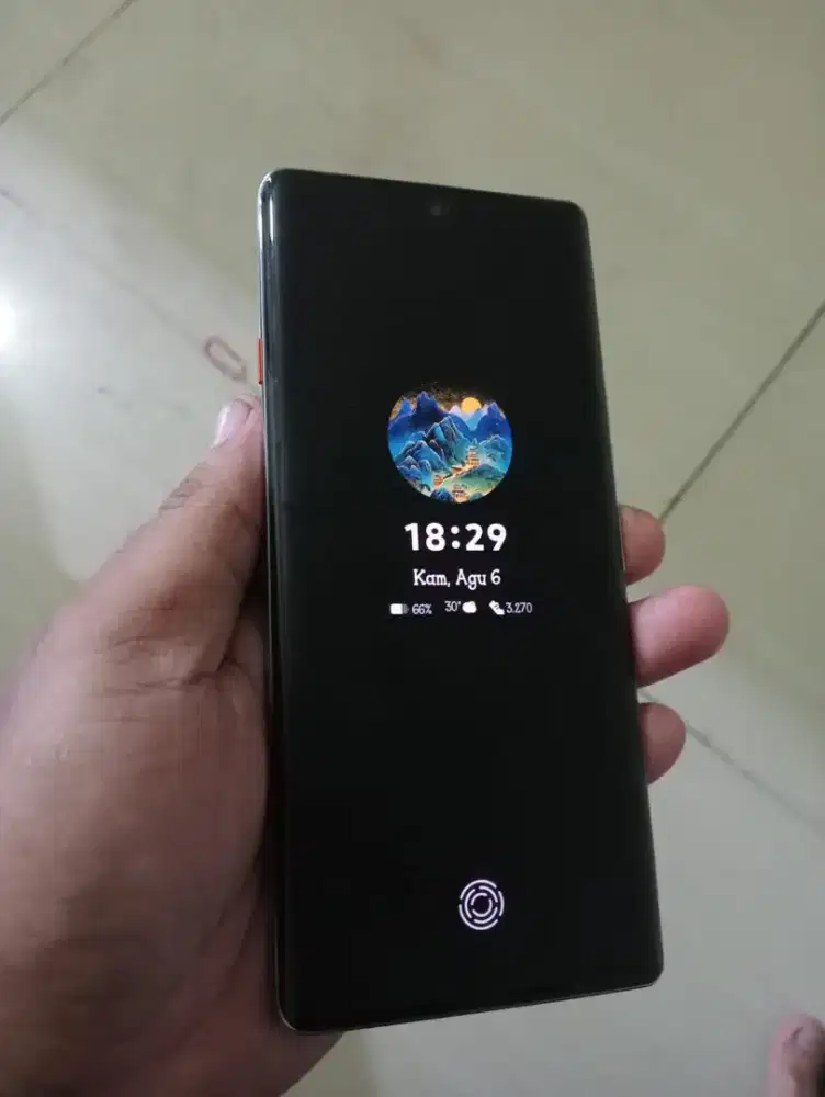 Dijual hp tecno comon 40 pro 5g gransi on smpai januari 2027