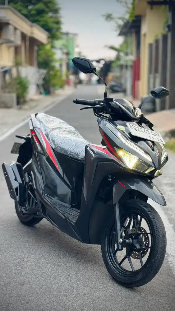 VARIO 125 ORIGINAL ISTIMEWA