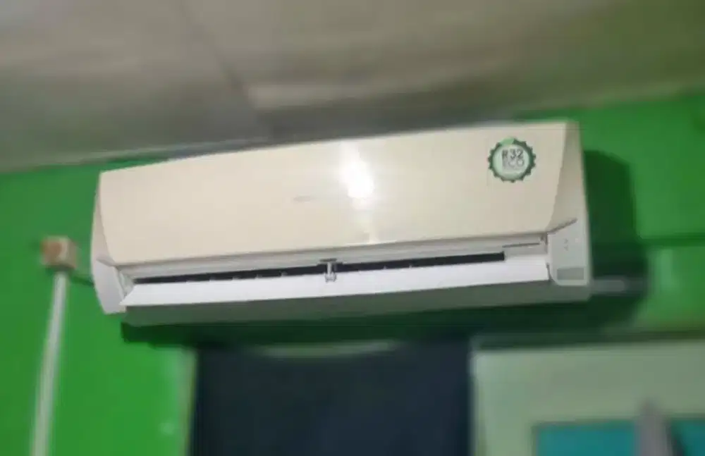 AC SECOND MERK SHARP 1/2 PK THAILAND ORISINIL