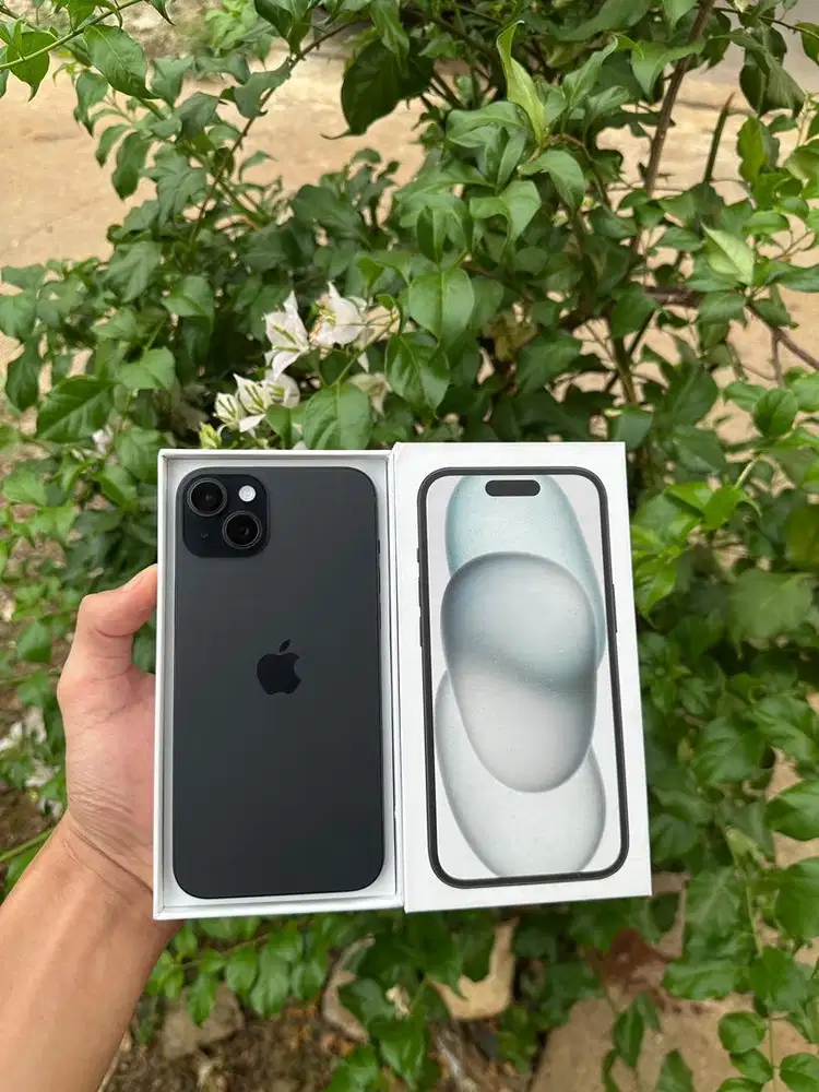 iphone 15+ black 128gb