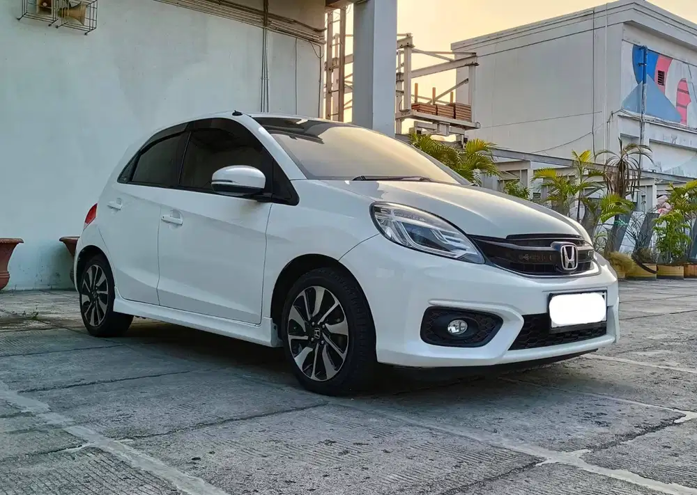 HONDA BRIO 1.2 RS AT