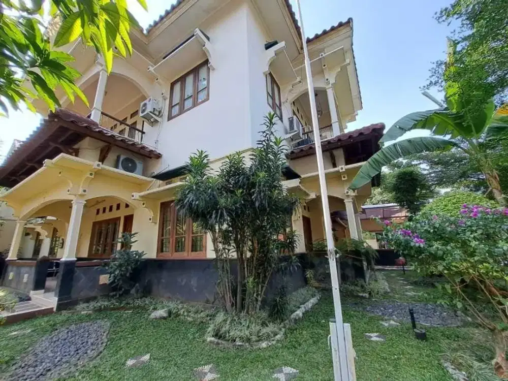 Rumah di Pesona Khayangan Depok Posisi Hoek 2 Lantai