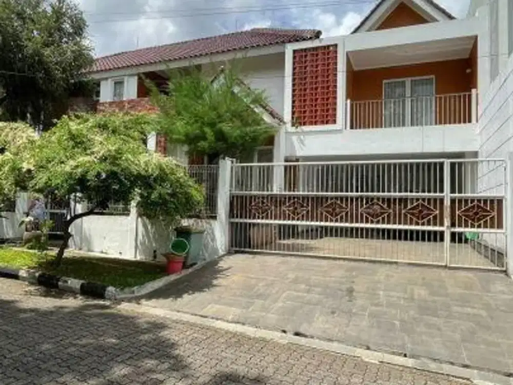 Rumah Cantik Super Homey 2 Lantai Ada Taman Depan di Cinere