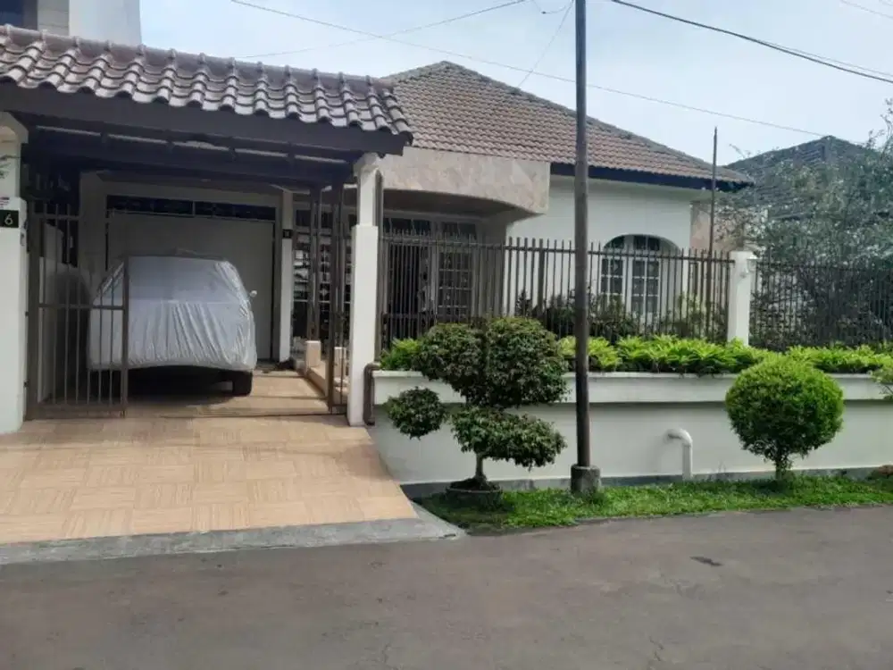 Rumah Terawat Super Homey 1 Lantai di Bukit Cinere Indah