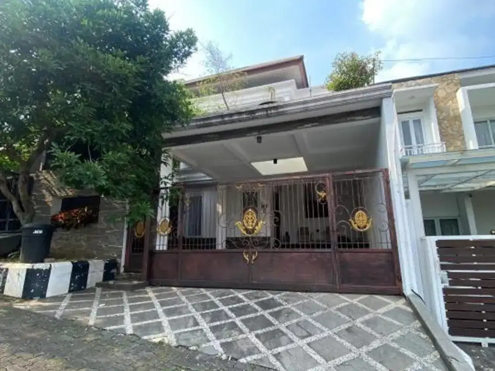 Rumah Modern Minimalis di Komplek Elite Villa Cinere Mas 2 Lantai