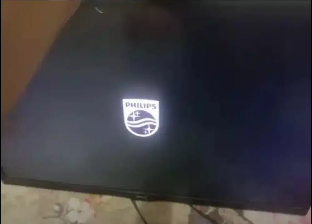 TV PHILIPS LED Nego Tipis