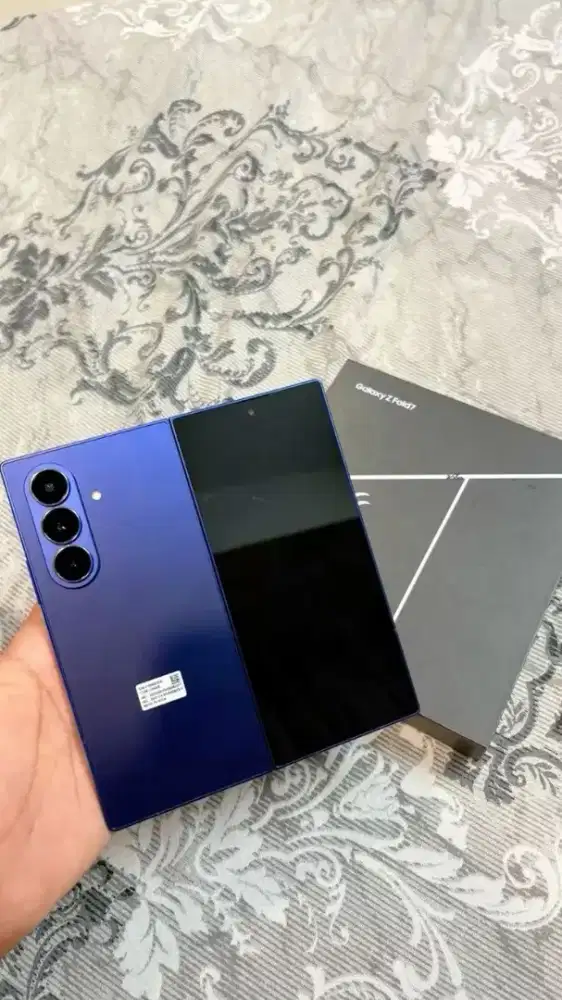 Samsung Z fold 7 12/512 sein