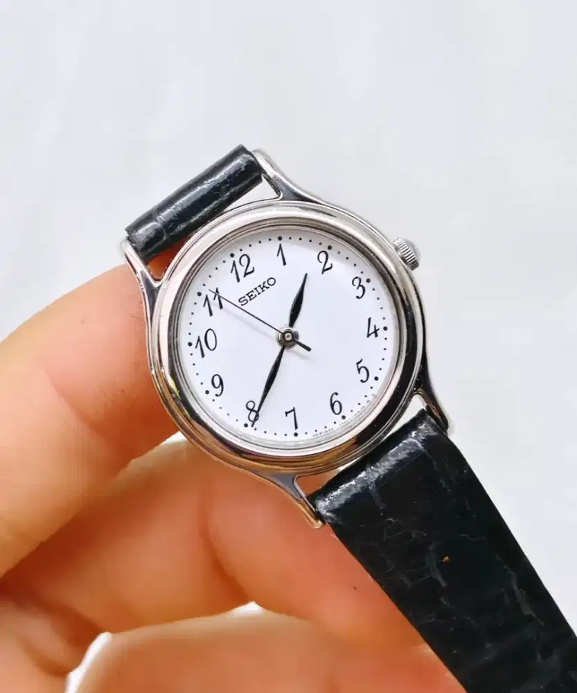 Jam Tangan Wanita Seiko Quartz Mulus Full Original