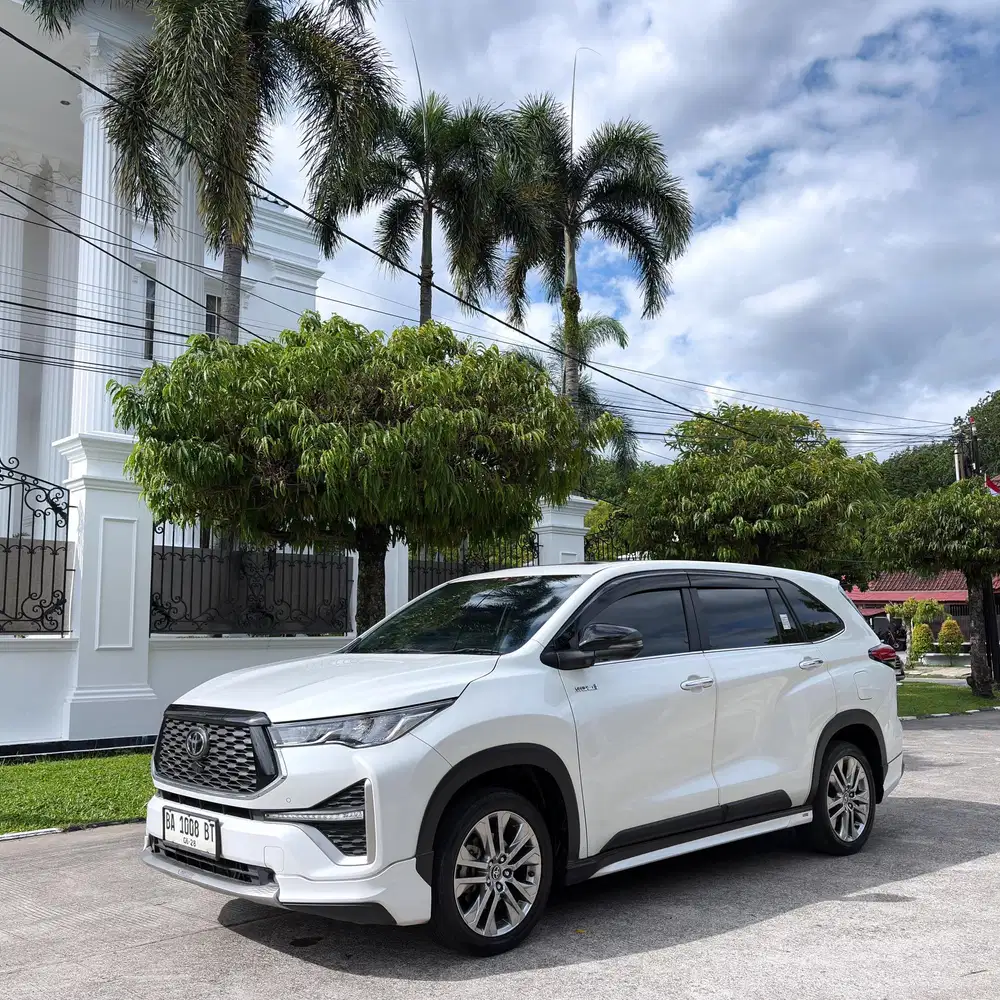 Innova zenix Q hybrid modelista 2023 mewah