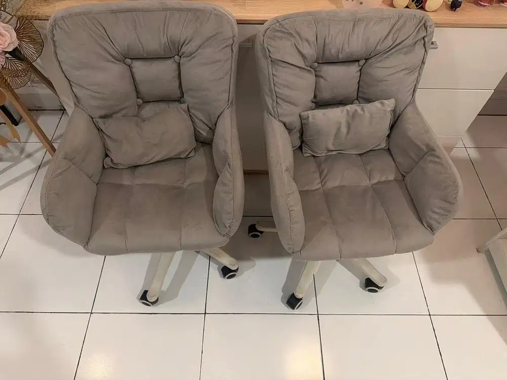 Kursi Rias 2 pcs