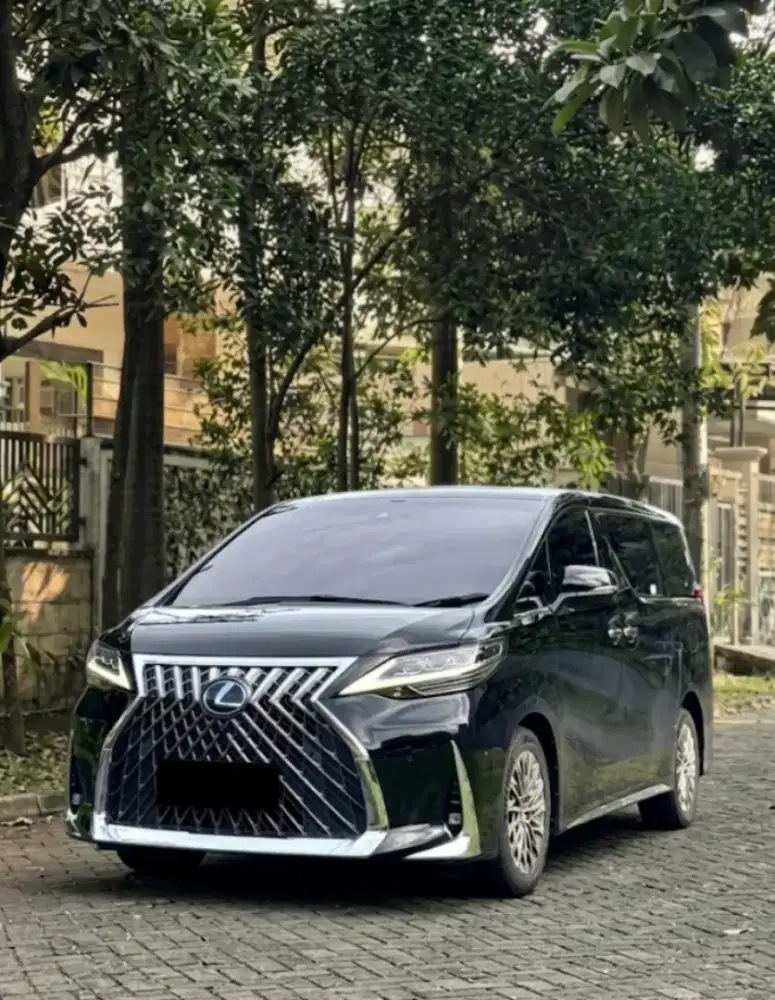 Lexus
LM350 VIP 2+2 Seater Executive Lounge