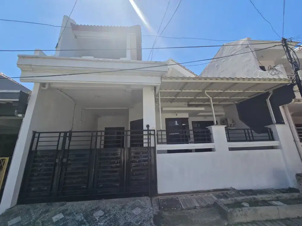 Dijual Rumah Murah Siap Huni Strategis Di Taman Pondok Indah wiyung Surabaya