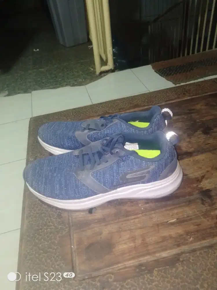 JUAL SEPATU ORIGINAL SCLHCERES