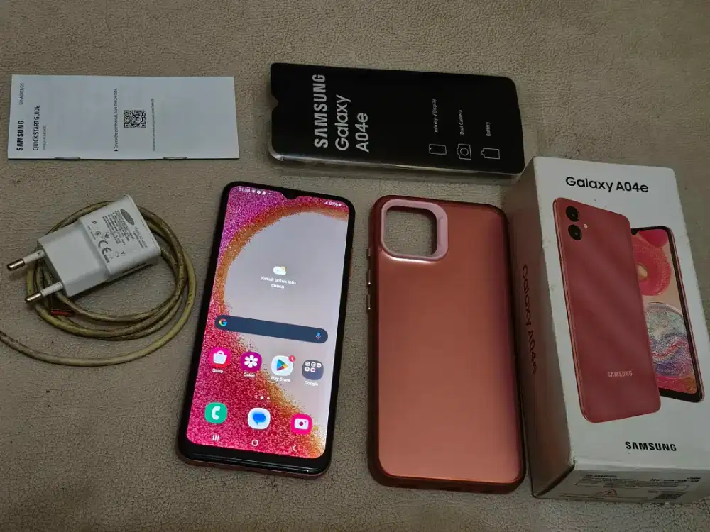 Samsung Galaxy A04E lengkap dari baru