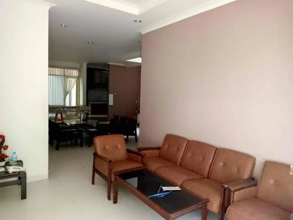UNDER NJOP! Rumah LT 197 m² di Cideng Jakarta Pusat | Rp4,25 M