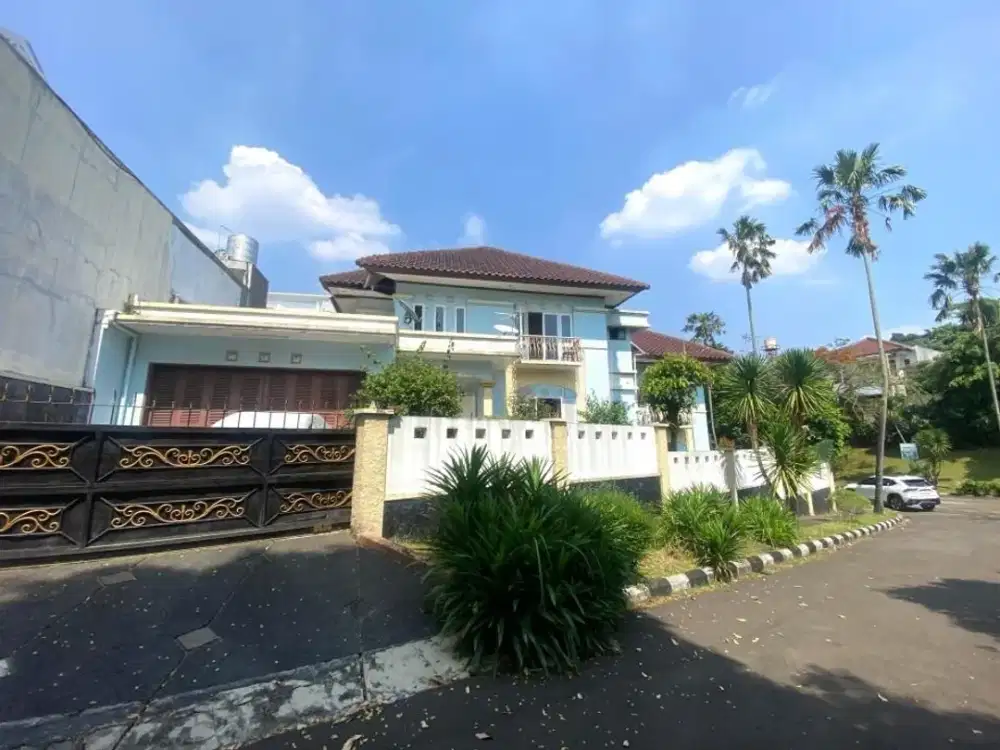 Rumah Dalam Komplek Elite Cinere Harga di Bawah Pasaran Posisi Hook