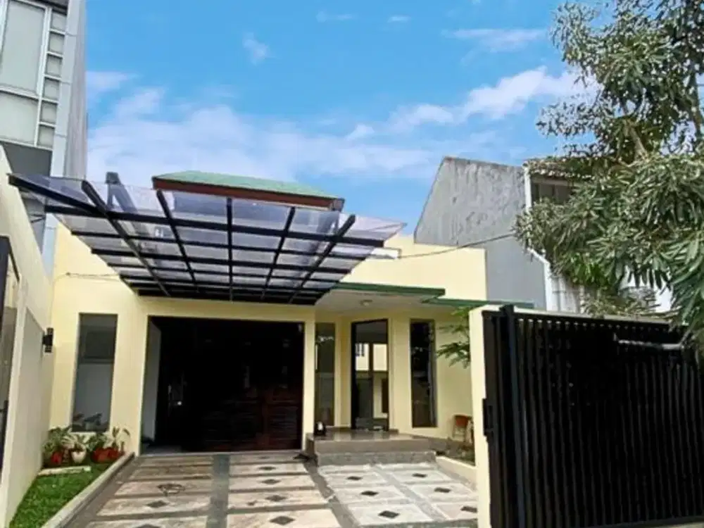 Rumah Super Homey di Dalam Komplek 2 Lantai Siap Huni