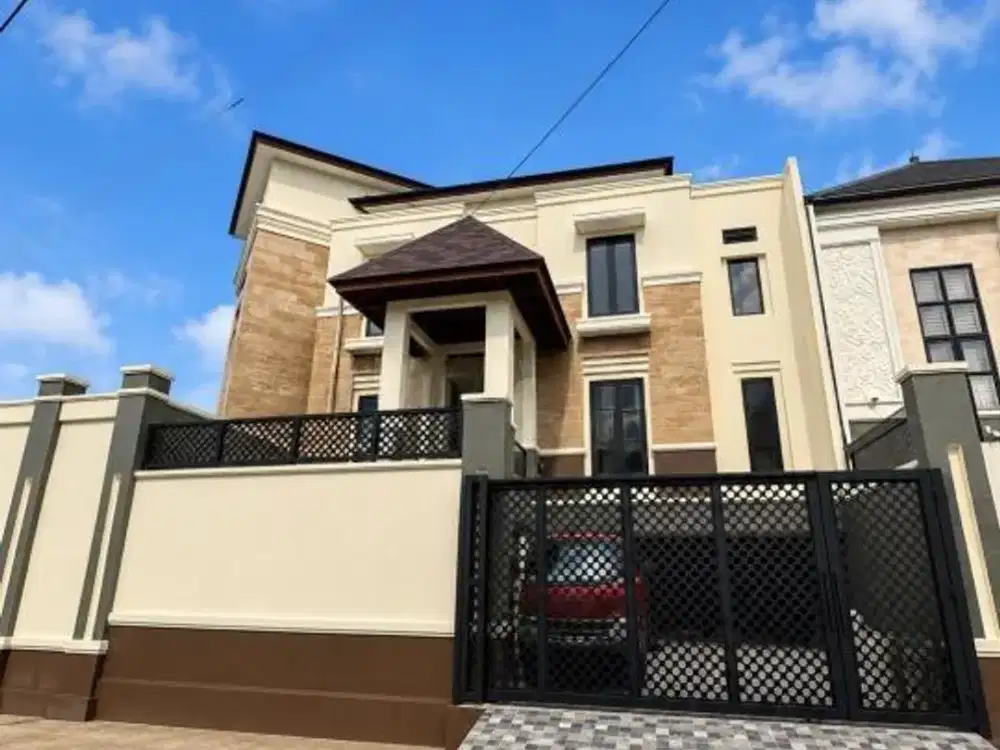 Rumah Mewah Dekat MRT Lebak Bulus dengan Private Pool