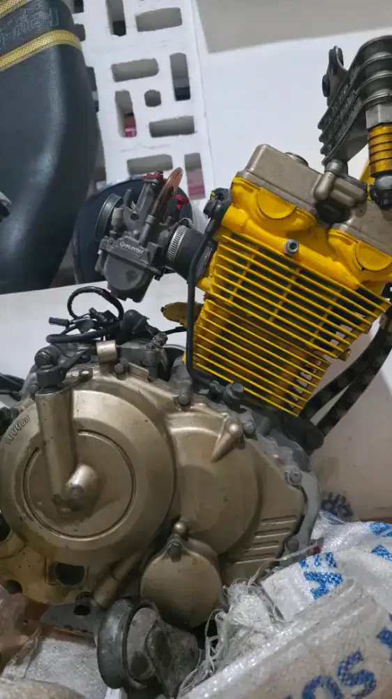 Jual mesin satria F 150cc thn 2011 beserta karbu PWK