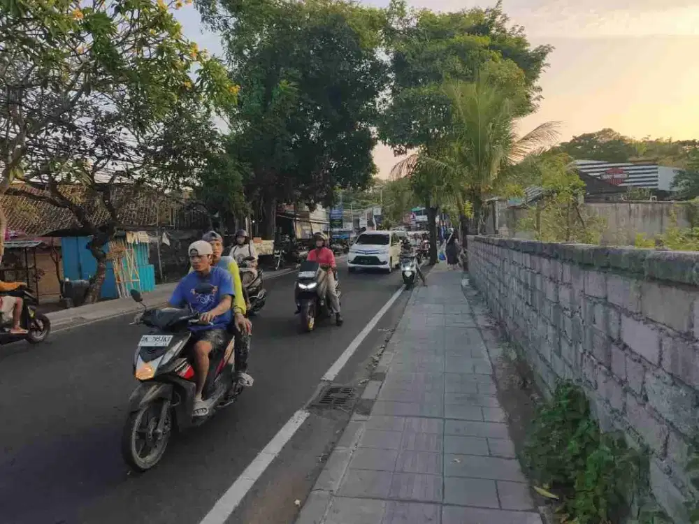 Tanah Komersial Jalan Raya Uluwatu Lebar Depan 20 Meter - Thumbnail 8