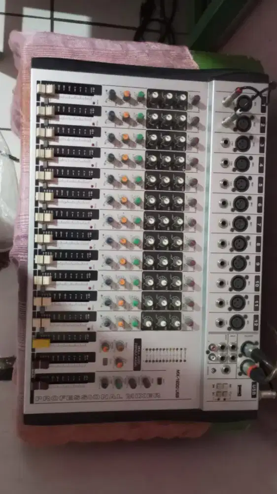 Mixer merk yamaha