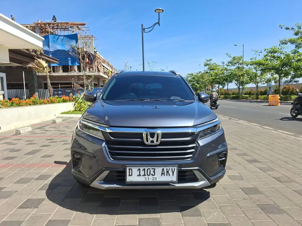 Honda BRV E AT 2023 DP 8Jt