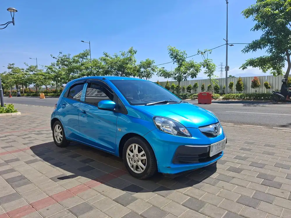 Honda Brio E CBU AT 2013 LOW KM