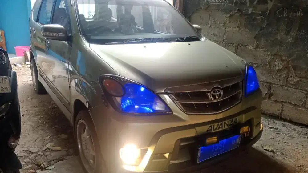 Toyota Avanza Tipe G MT