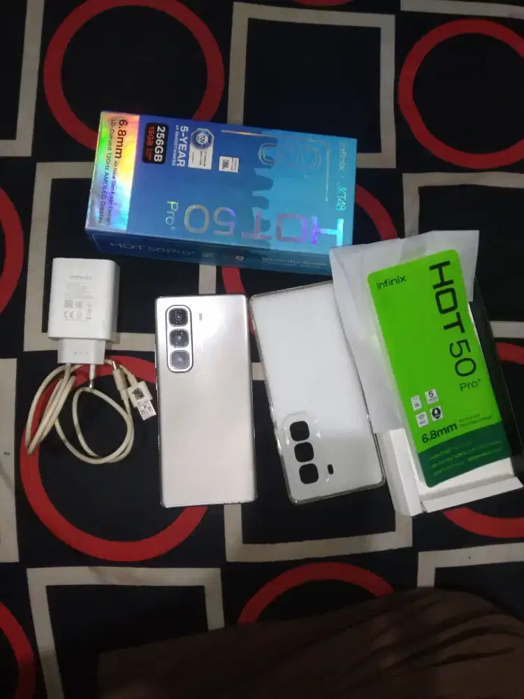 Infinix hot 50 pro+ 8/256