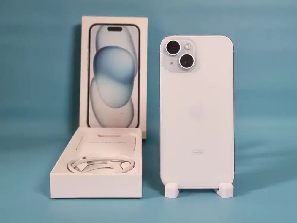 IPhone 15 128GB mulus 99% fullset Resmi iBox pemakaian 2 bulan aja