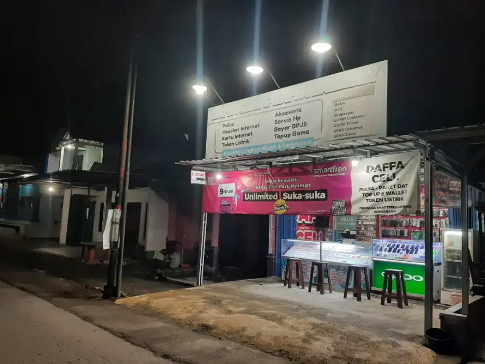 Dicari karyawati jaga konter