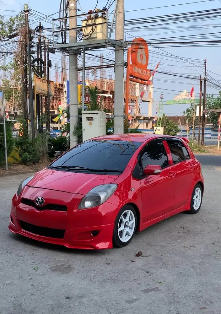 Yaris E Manual tahun 2011