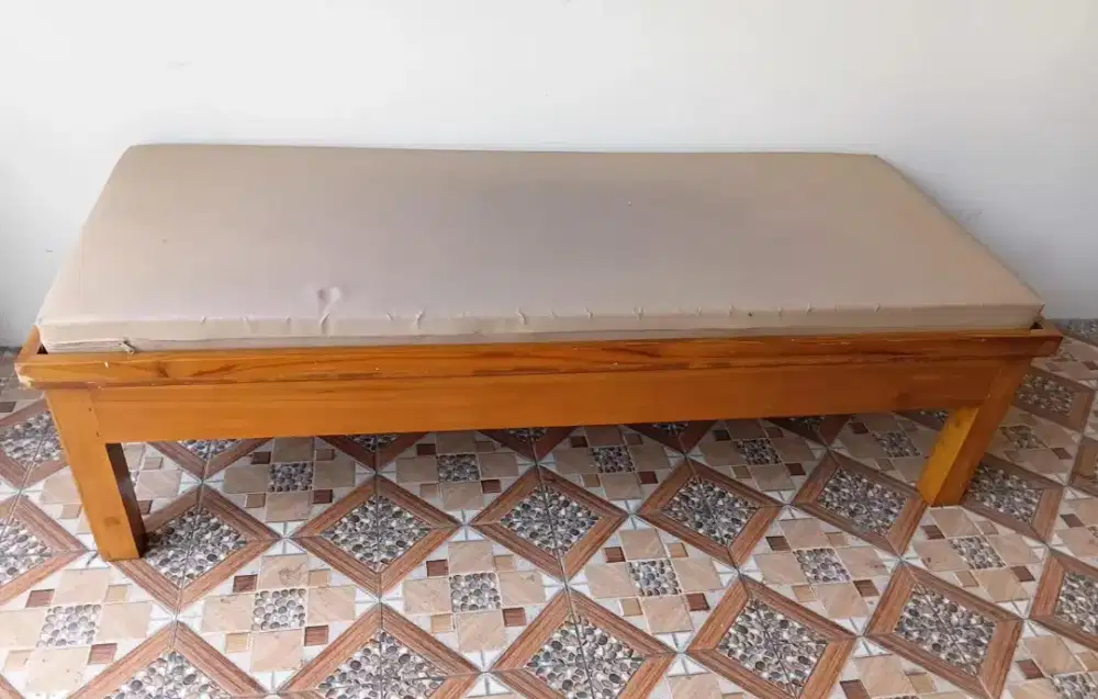 Di Jual Dipan JATI .