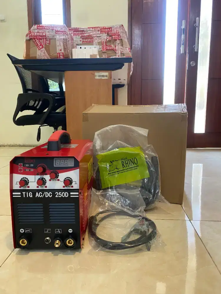 Mesin las bekas TIG AC DC 250A 1 phase Rhino bekas mesin las alumunium