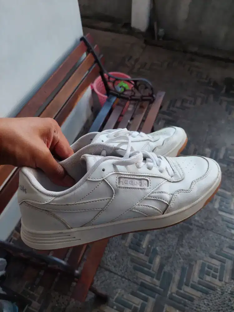 Reebok uk 43 gan