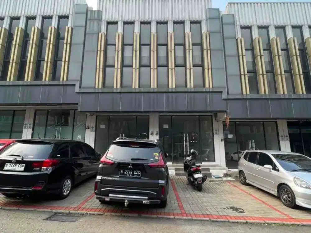 Disewakan Ruko Gandeng Dua Lantai Downtown Madison Kota Wisata