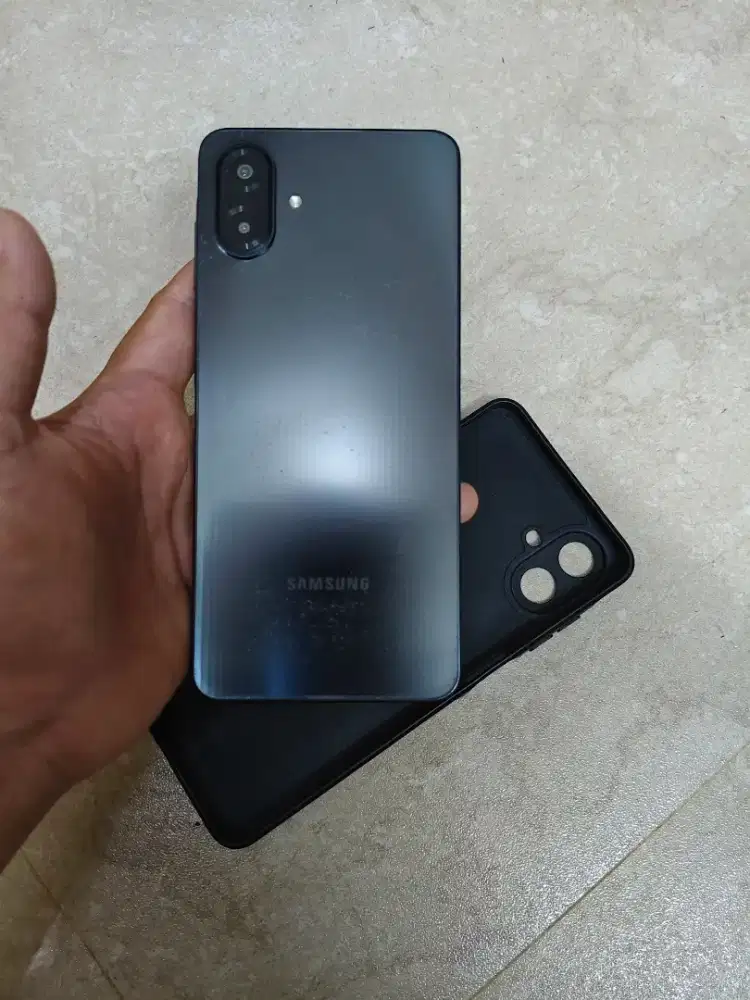 Samsung galaxy a07 4+64 hp dan case aja