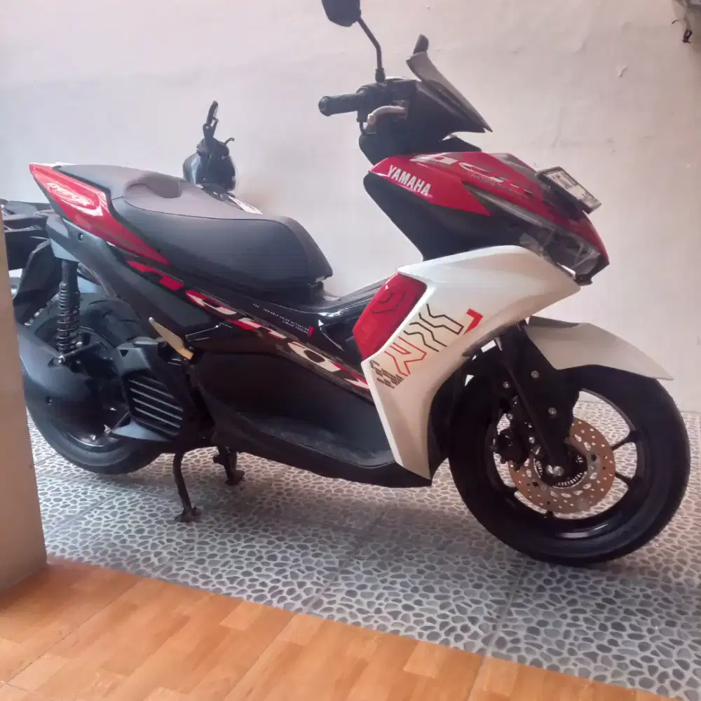Jual Yamaha Aerox tahun 2023