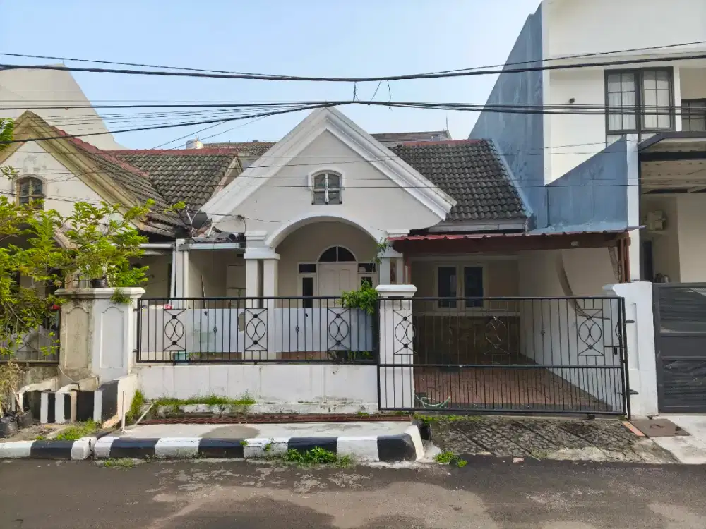 Disewakan rumah di perumahan Jatijajar Blok E