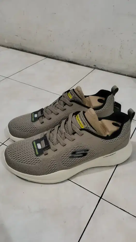 Sepatu Skechers overdrive, running, jogging, lifestyel, sneaker