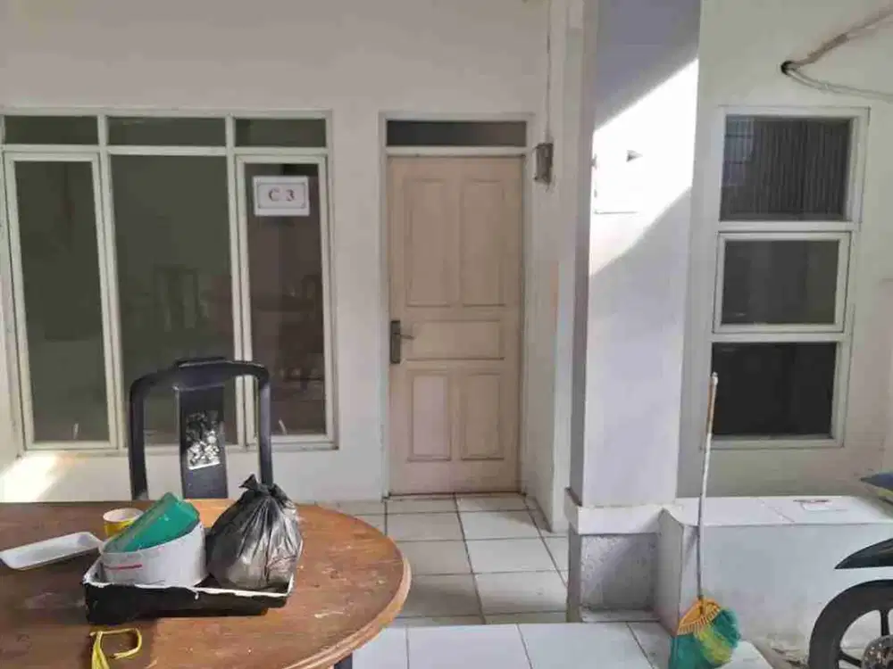 RUMAH SEWA HAJINAWI KEBAYORAN BARU JAKARTA SELATAN